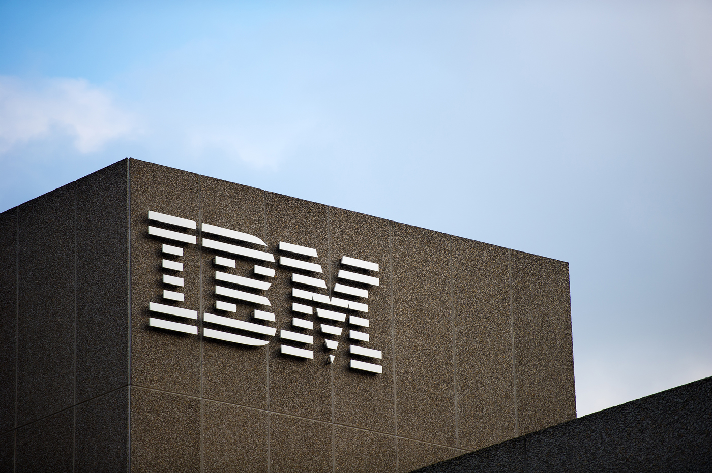 2 News Article Image Acciones de IBM caen tras no impresionar la orientación