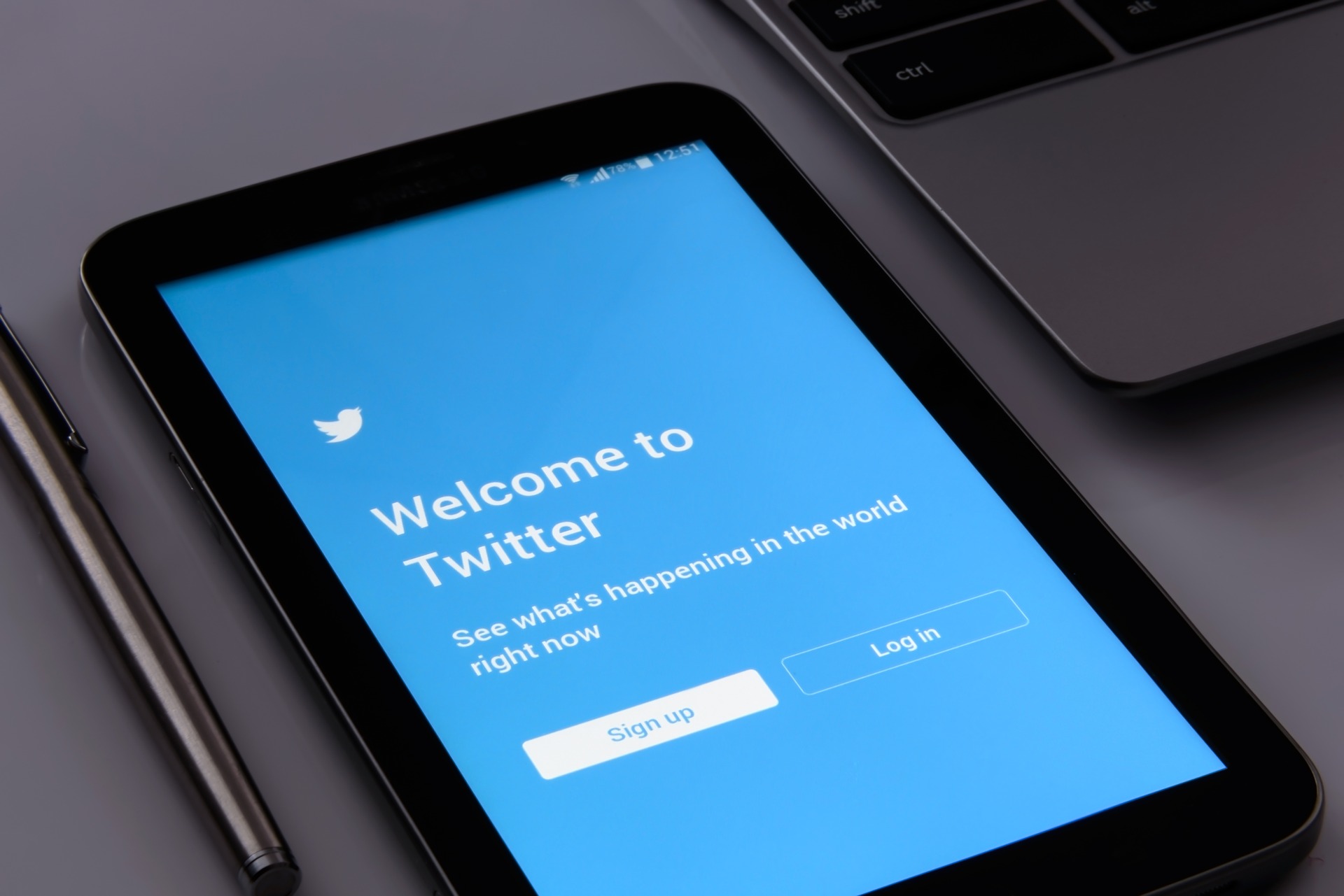 Twitter TWTR stock news and analysis